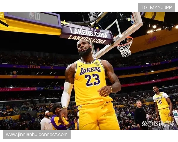 湖人新赛季阵容调整引关注詹姆斯领衔球队争夺总冠军